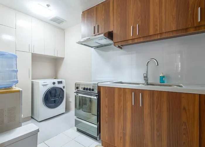 2br Forbeswood Heights Forbestown Bgc