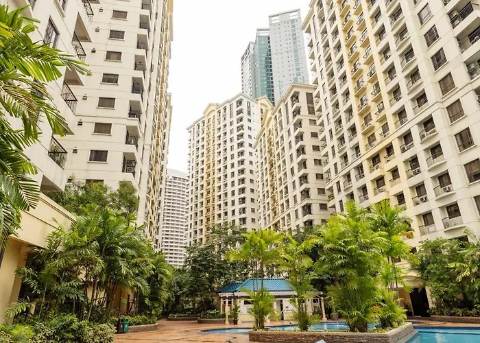 2br Forbeswood Heights Forbestown Bgc * Manila