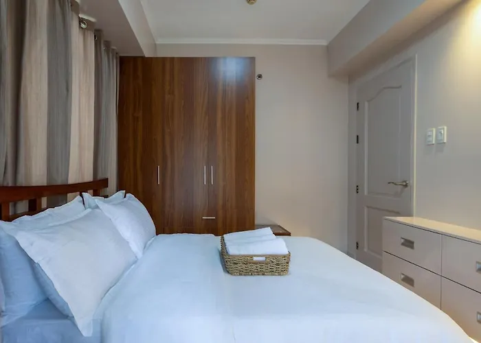 2br Forbeswood Heights Forbestown Bgc